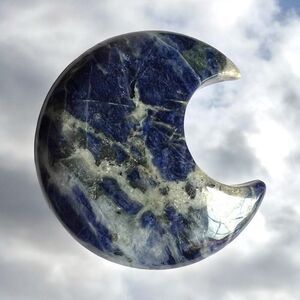 Sodalite Crystal‎ Moon Carving (#6)